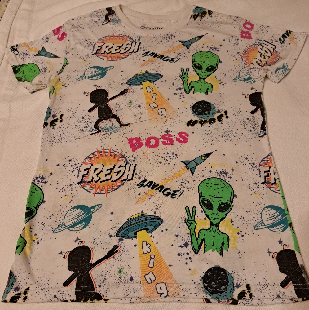 Alien tshirt